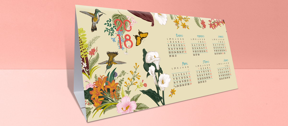 Calendario de mesa con peana que tiene motivos botánicos