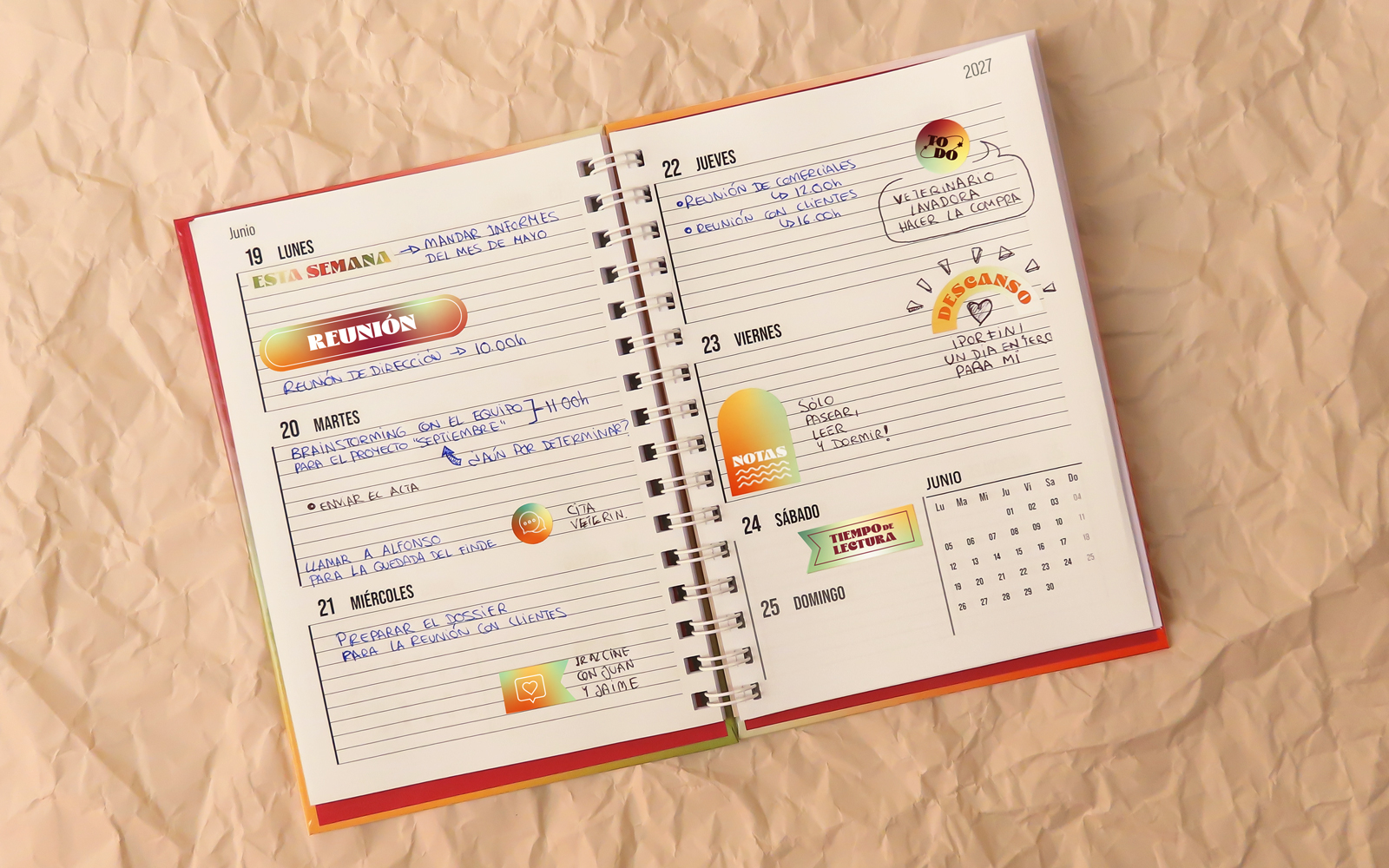 Agenda semanal con plantilla personalizada con stickers
